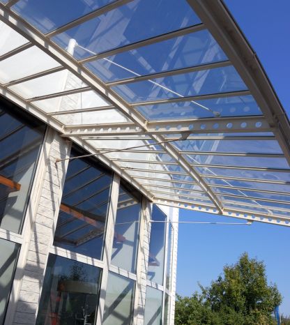 Equipe especializada em instalação de vidros e esquadrias